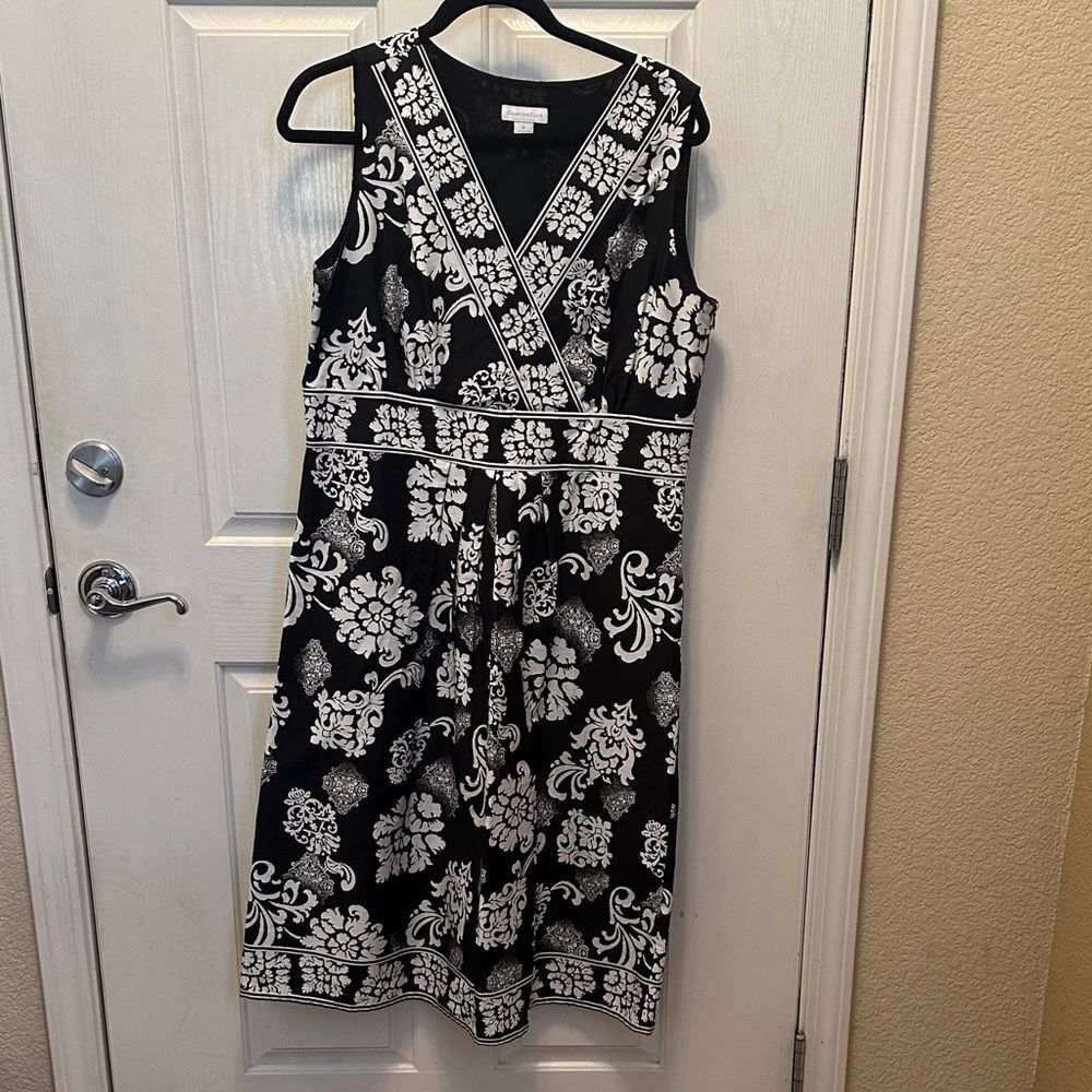 Charter Club Black and White Floral Midi Dress
